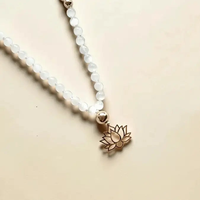 Mala pendentif lotus