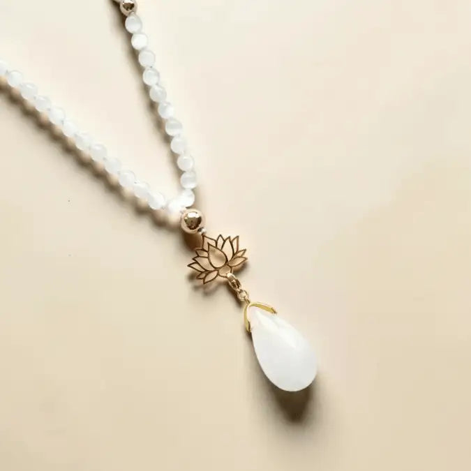 Mala pendentif pierre