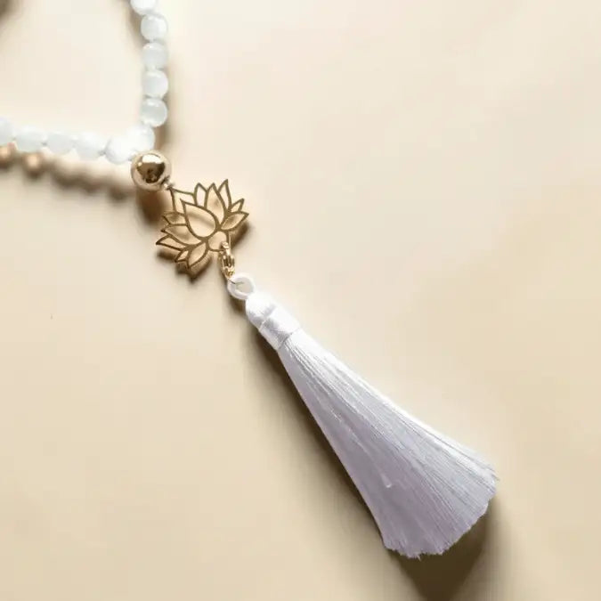 Mala pendentif pompon